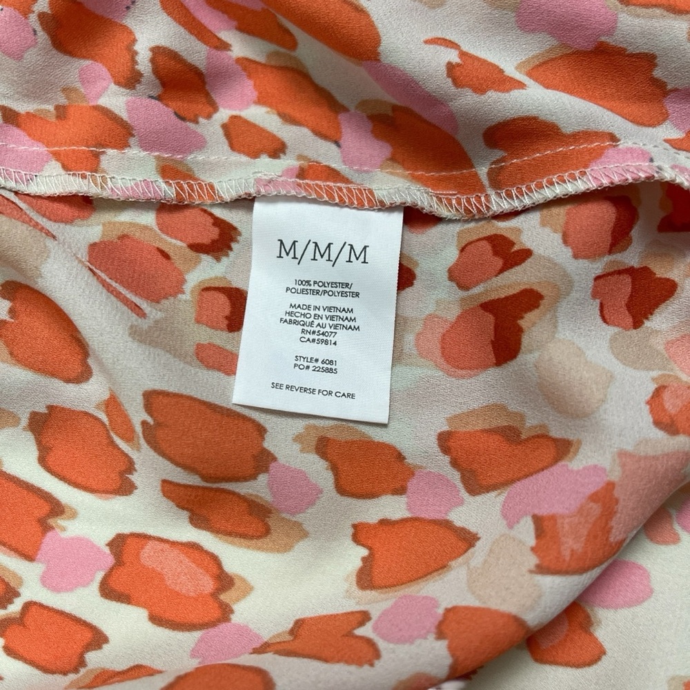 CABI GO-TO WOMEN'S MEDIUM BOTTON DOWN ORANGE TAN ANIMAL PRINT BLOUSE - Picture 7 of 12